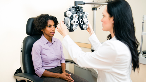 how often do optometrists work